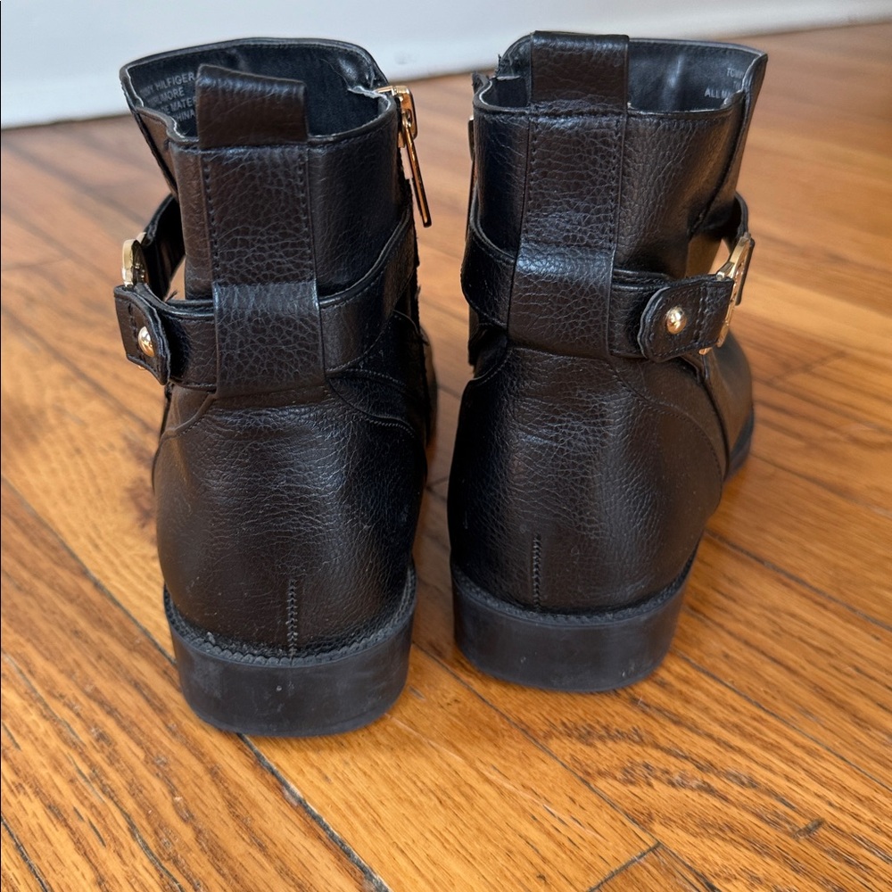 Tommy Hilfiger Black Ankle Boots with Gold Accents 8 - Picture 5 of 10